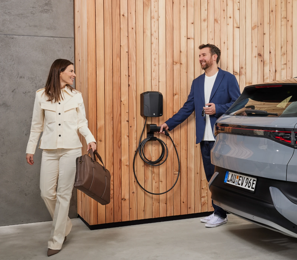 Miniatuur van ABL wallbox EMH1 Basic (3,7-22kW) met 6,35 meter kabel (1W2208)