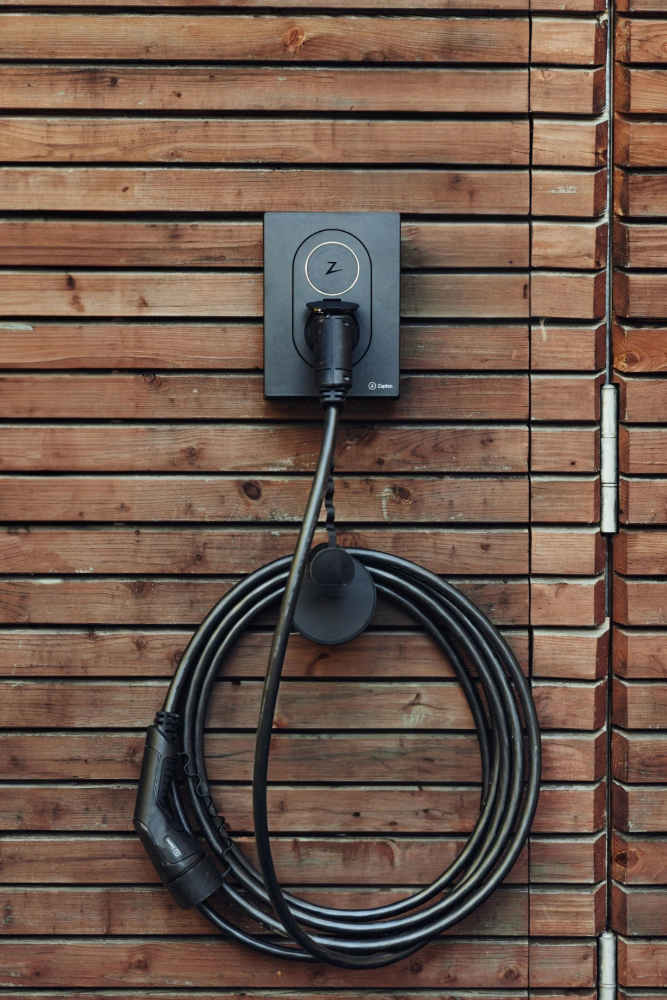Miniatuur van Zaptec GO laadpaal (3.7 - 22kW) met mennekes WCD type 2 - zwart (ZM000688)
